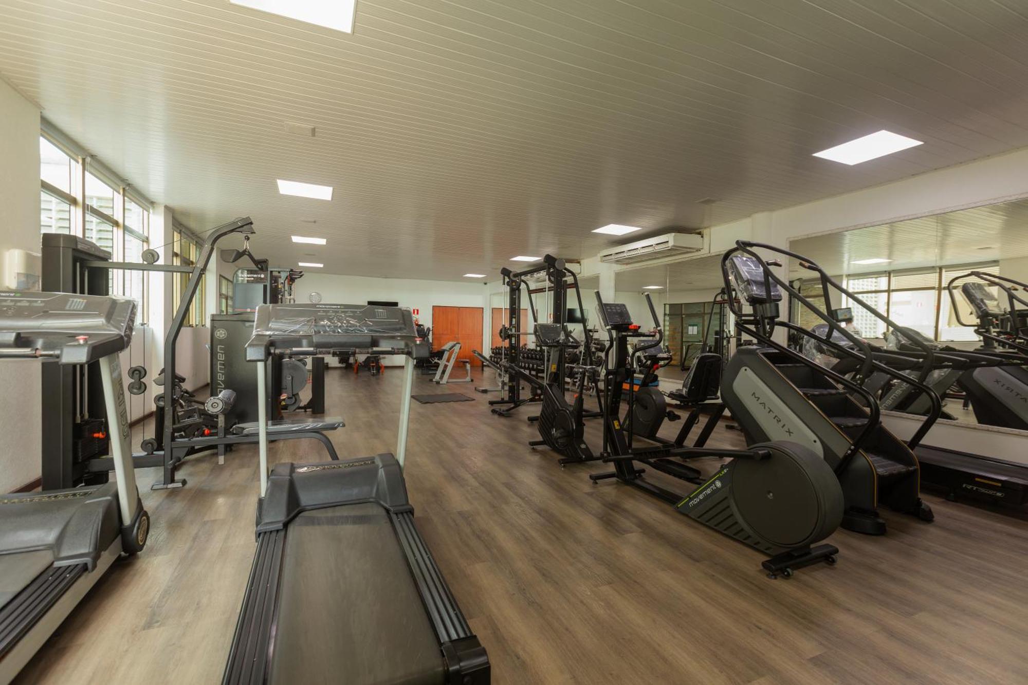 Ritz Lagoa Da Anta Hotel & Spa Масейо Экстерьер фото The gym at the University of Roehampton